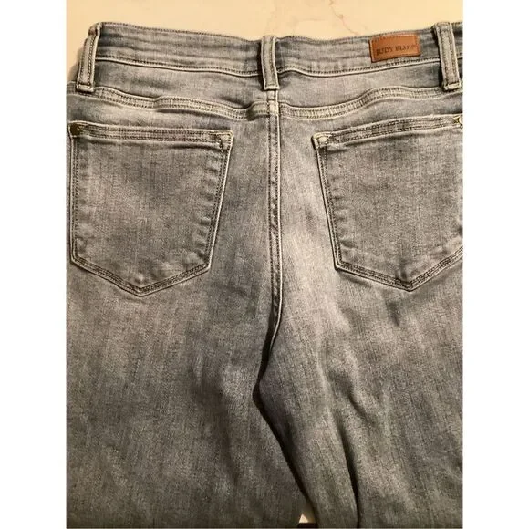 Judy Blue MidRise Boyfriend Fit Jeans Stretch Sz 7/28 Bleach Wash - Picture 7 of 9